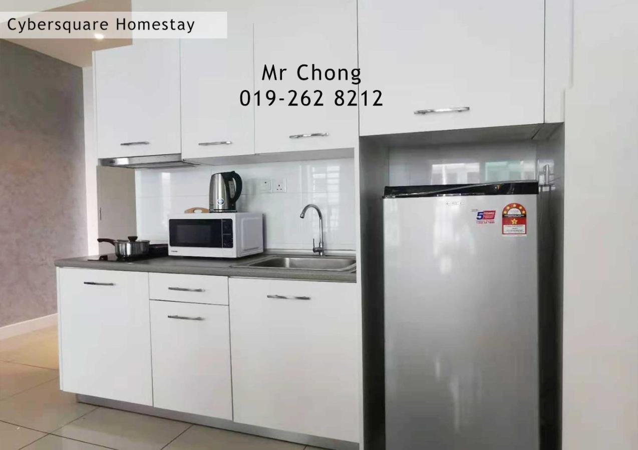 סיברג'איה Cybersqaure Studio Suites With Netfilx @10 Min Walking Distance To Mcd מראה חיצוני תמונה