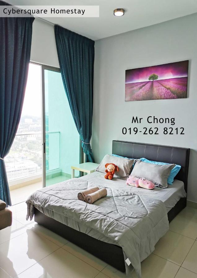 סיברג'איה Cybersqaure Studio Suites With Netfilx @10 Min Walking Distance To Mcd מראה חיצוני תמונה